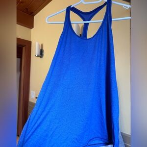 Lululemon workout tank